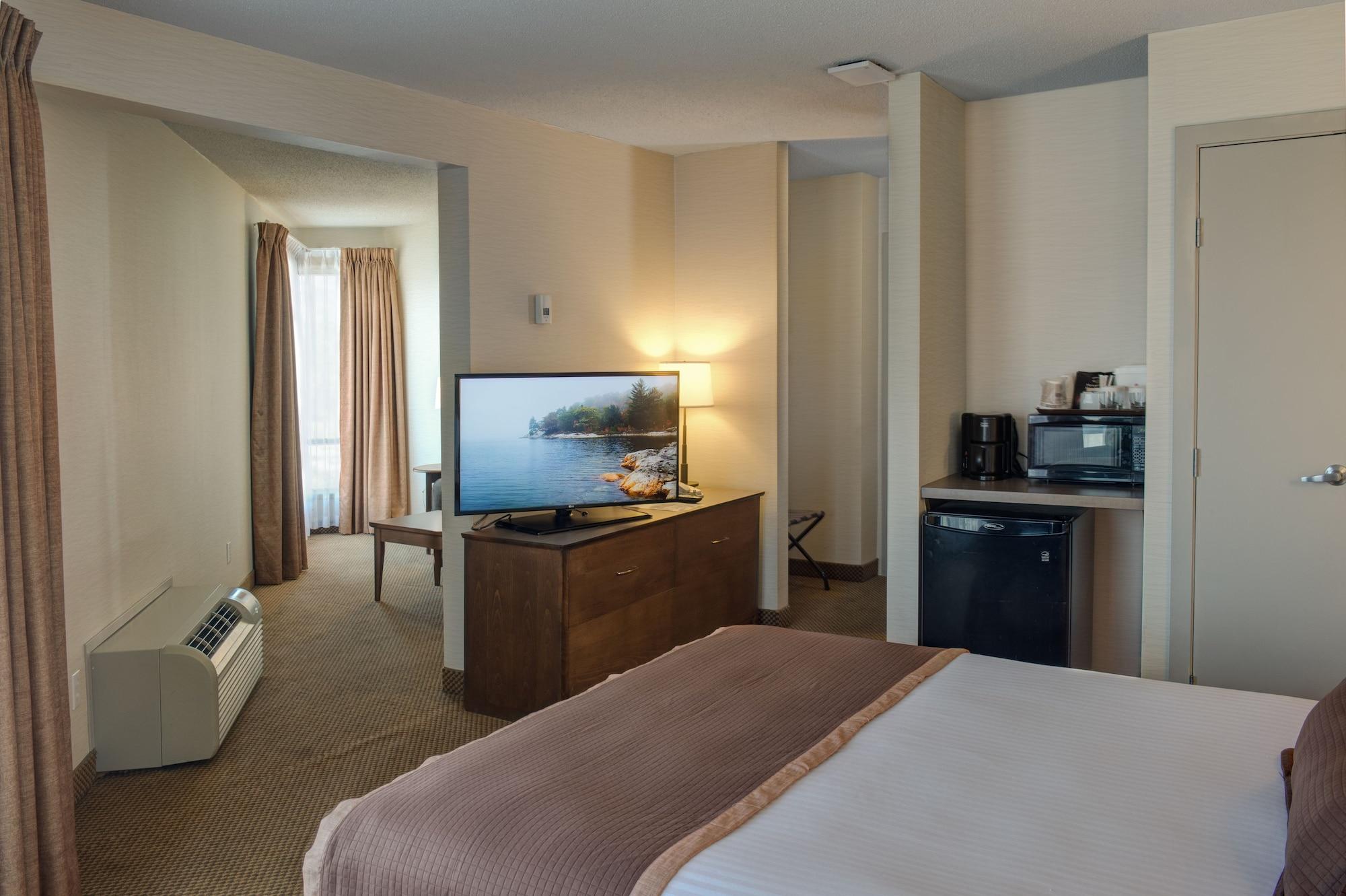 מלון Ramada By Wyndham קמלופס מראה חיצוני תמונה